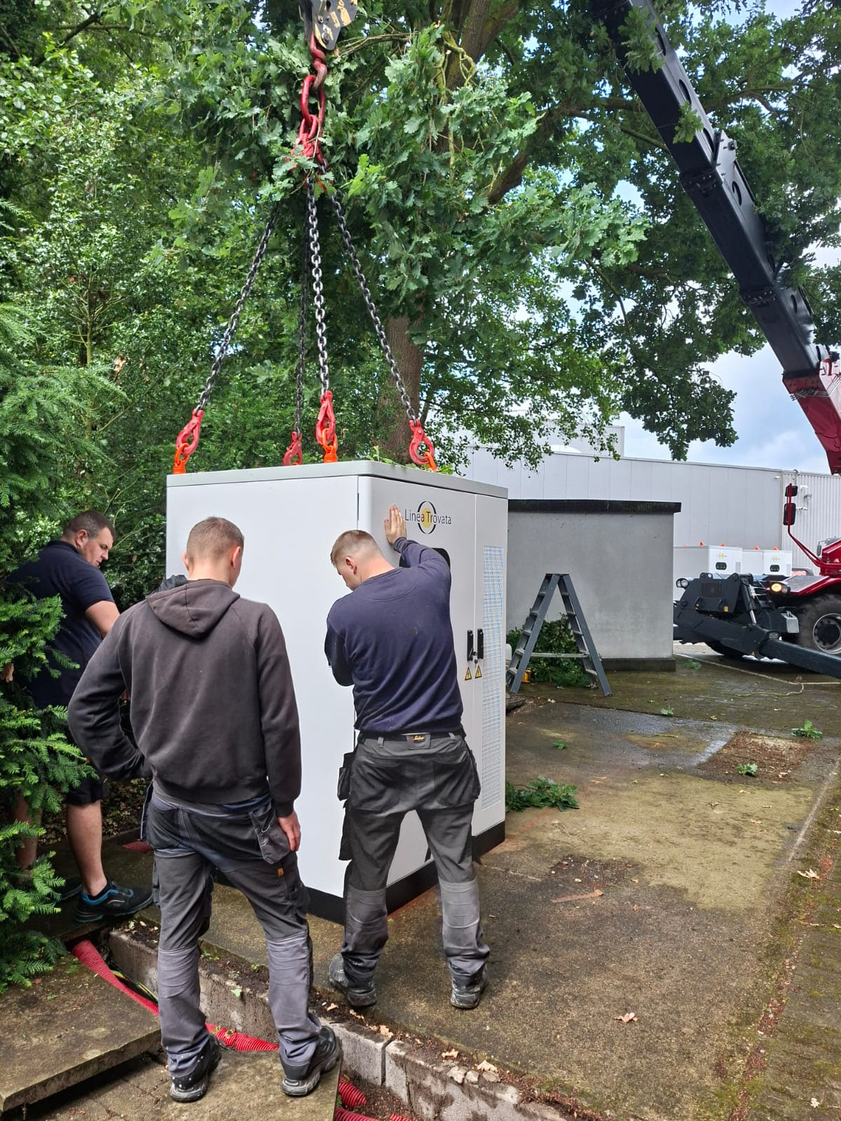 Avamoplast investeert in batterijopslag van 699 kWh